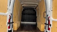 Renault Master F3500 L2H2 2.3 Blue dCi 135ch Confort Euro6 — photo 9