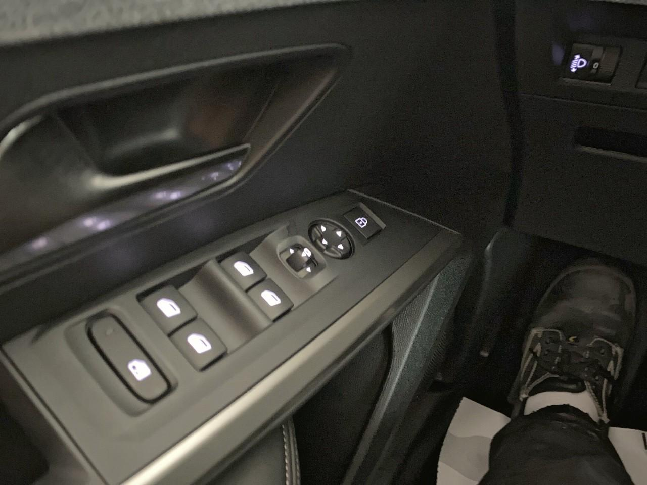Peugeot 3008 hybrid 145 e-dcs6 allure — photo 20