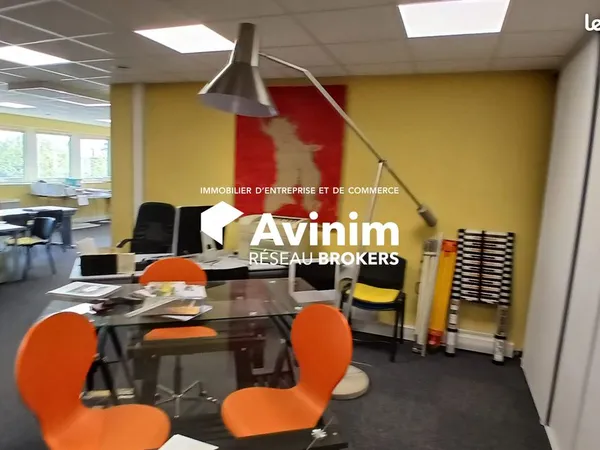Bureaux 141 m² Orléans