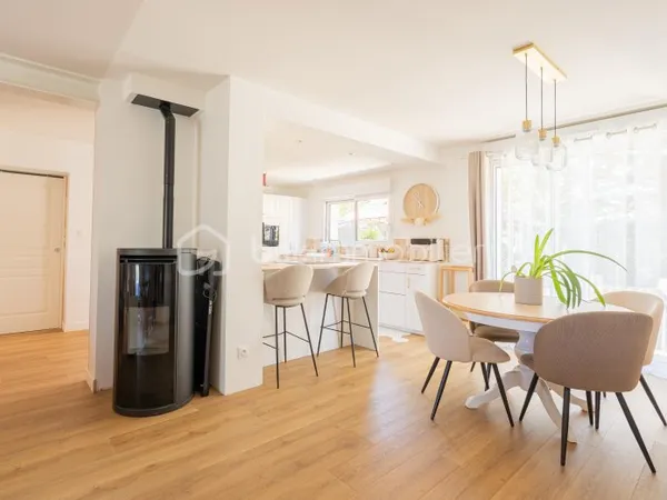 Maison 5 pièces 124 m²