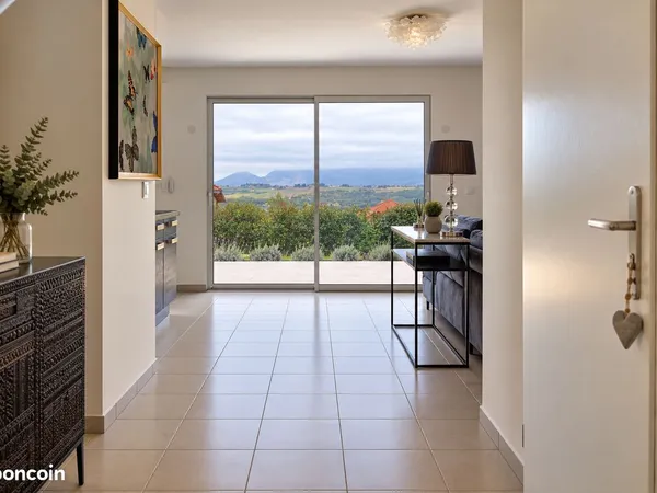 THOIRY - Belle maison individuelle T6 rénové en 2026, 4 ch. Et 3 sdb/e, sans vis-à-vis, vue panorami