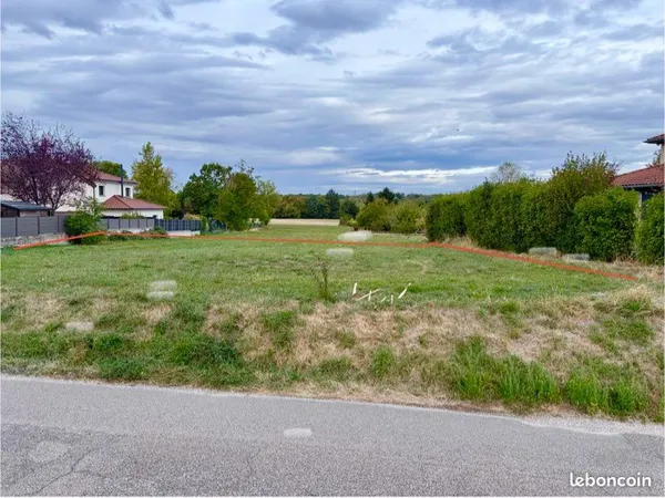 Terrain constructible 511 m² - Châtillon-la-Palud - particulier