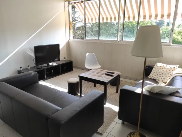 Loue chambre dans colocation 106m² Ecully centre