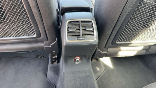 Audi Q3 2.0 TDI 140 Quattro - Ambition Luxe – 2013 – 143355 km – Diesel – Boîte Manuelle — photo 21