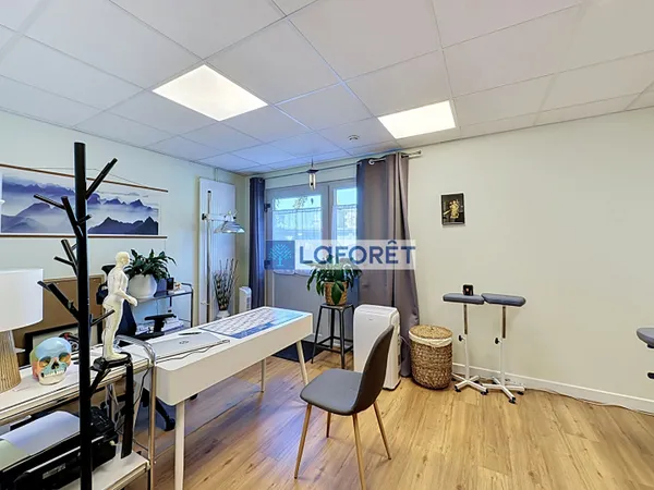 Local commercial 93 m²
