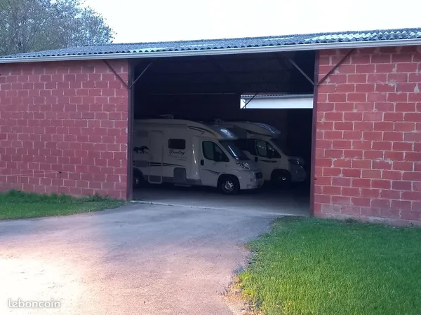 Parking pour camping-car
