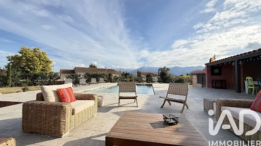 Maison 6 pièces 185 m²