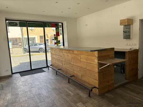 Immobilier Professionnel à vendre Noé