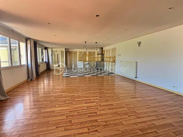Appartement 11 pièces 285 m²