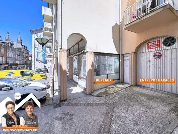 A l'entrée de Voiron, murs à vendre de 192 m² : local Bureaux/commerce 88 m² + entrepôt garage 104 m