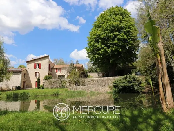 Maison 11 pièces 400 m²