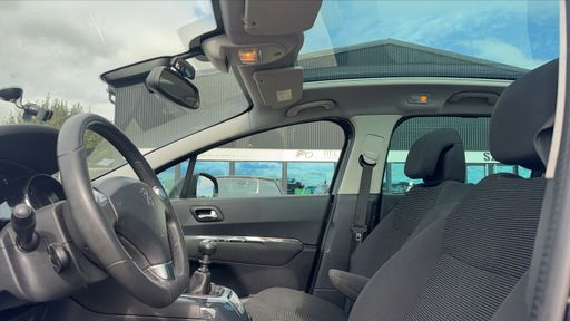 Peugeot 5008 1.6 HDI 115 - Allure – 2014 – 170056 km – Diesel – Boîte Manuelle — photo 18
