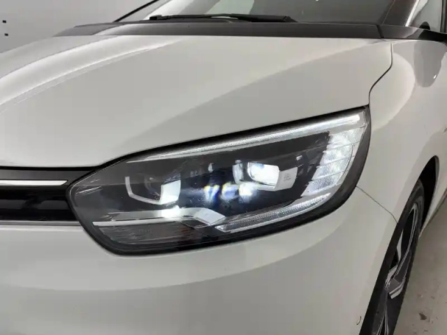 Renault Scenic blue dci 120 — photo 35