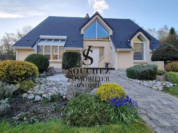 Maison 7 pièces 160 m²