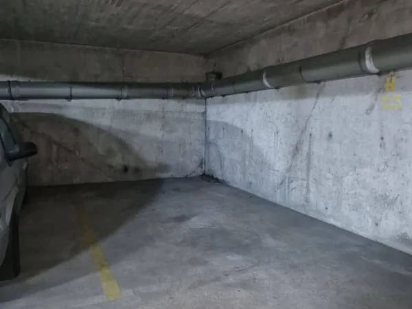 Parking 15 m²