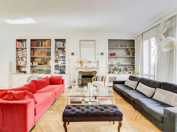 Appartement 5 pièces 139 m²