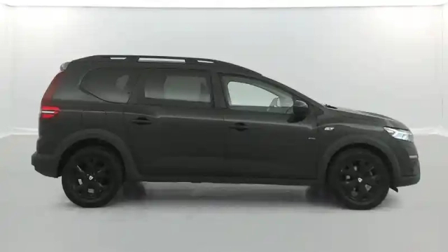 Dacia Jogger eco-g 100 7 places — photo 15