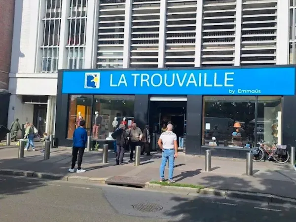 Vends place de Parking hyper centre Beauvais