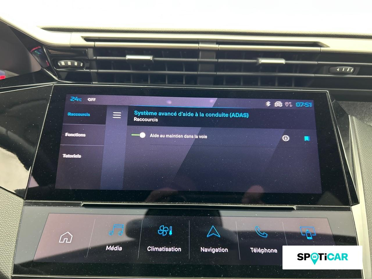 Peugeot 308 phev 180 e-eat8 allure pack — photo 24