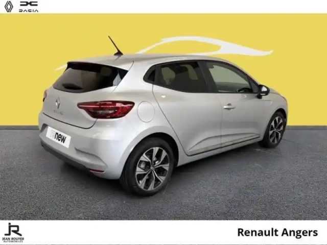 Renault Clio 1.5 blue dci 100ch evolution — photo 13