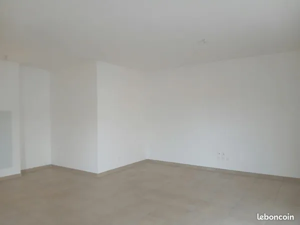 Appartement 3 pièces 82 m²