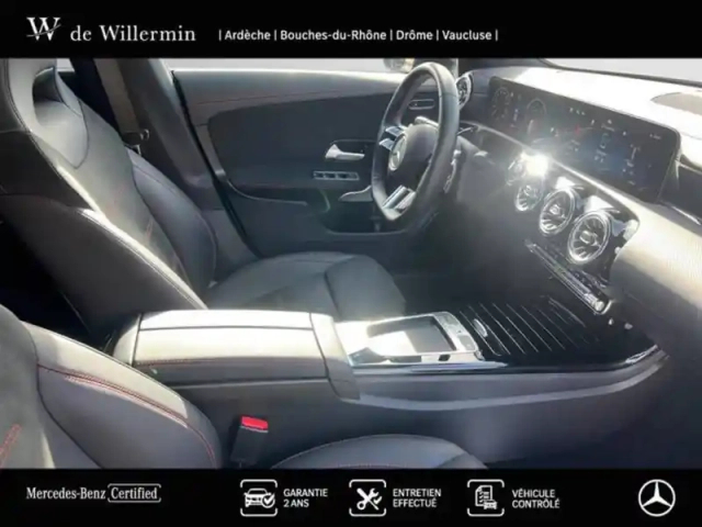 Mercedes Cla 200 d shooting brake amg l — photo 4