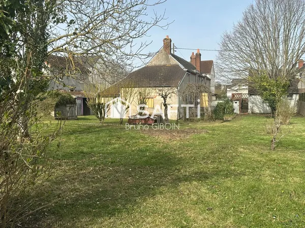 Maison proche centre-ville, 77 m², 3 pièces avec garage et terrain