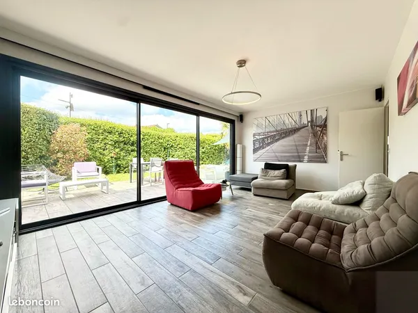 Pavillon 6 pièces 115 m²