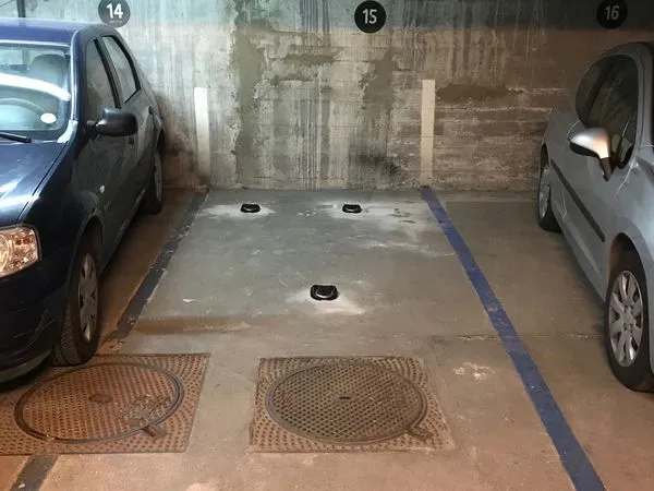 VENTE - Parking Eglise de Pantin