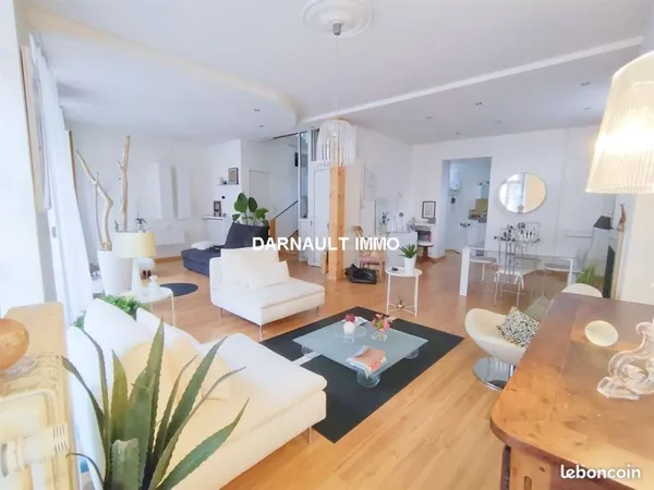 Maison 4 pièces 200 m²