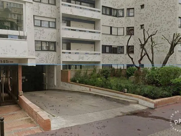 Garage/Parking