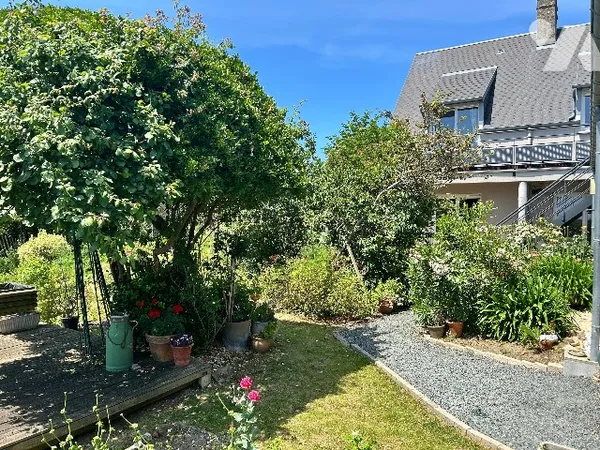 Maison 5 pièces 145 m²
