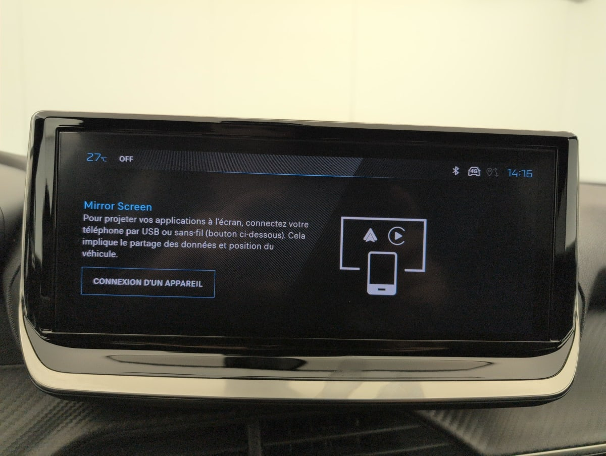 Peugeot 2008 — photo 18