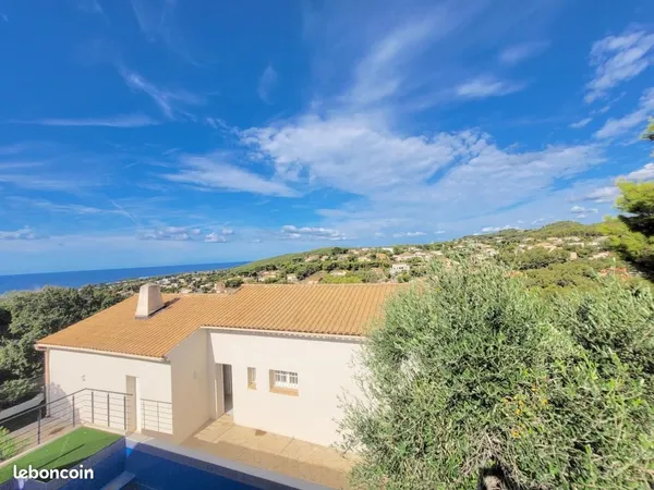 Villa 5 pièces 147 m²