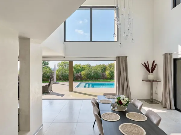 Vends maison récente - 228 m² - 9 pièces, 6 chambres - Belfort 90000