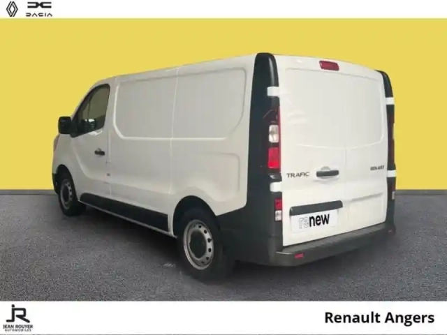 Renault Trafic fg l1h1 3t 2.0 blue dci 130ch confort e6e — photo 11