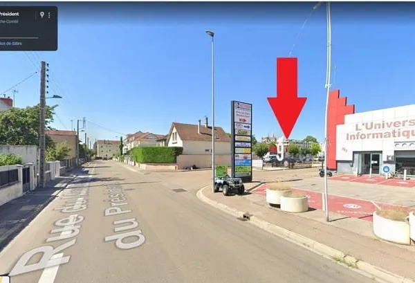 Auxerre Terrain A Batir Ou Terrain D'exposition - 782m²