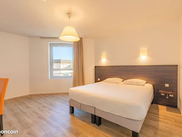 Studio meublé 25m² - Frontière Genève - Disponible immédiatement - Spécial professionnels
