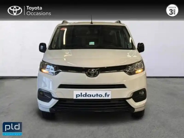 Toyota Proace city verso medium 1.5 100 d-4d design rc23 — photo 23