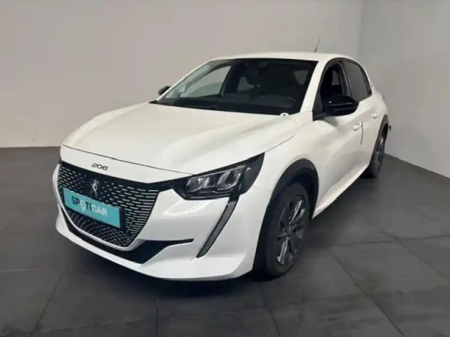 Peugeot 208 e- 136 style camera 180 carplay led — photo 1