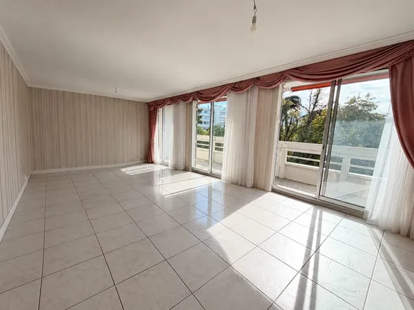 A VENDRE LYON 5 POINT-DU-JOUR APPARTEMENT 4 PIECES DE 94,22m