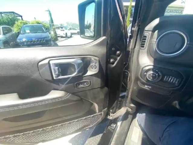 Jeep Gladiator 3.0 v6 multijet 264ch overland 4x4 bva8 — photo 10