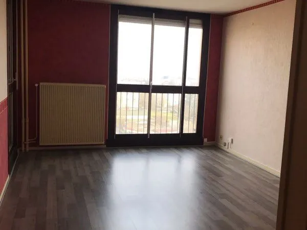 APPARTEMENT T2 CHENÔVE 55m2