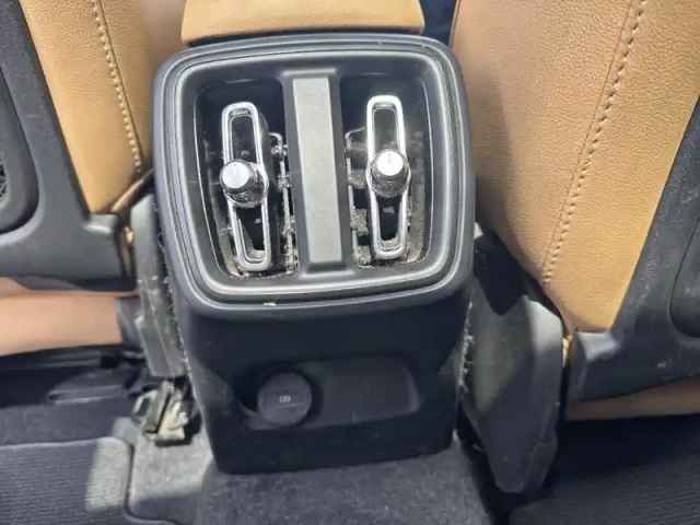 Volvo Xc40 t4 190 ch geartronic 8 — photo 19
