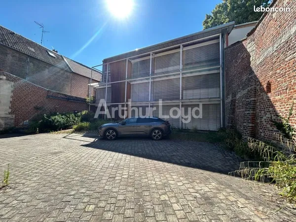 Bureaux 348 m²