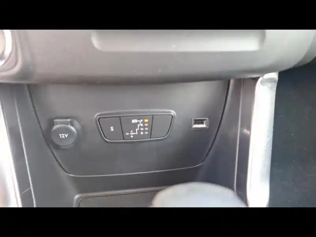 Citroën C3 Aircross puretech 130ch s&amp;s shine pack eat6 — photo 14
