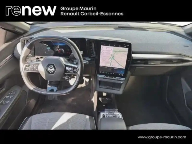 Renault Megane e-tech electric ev60 220ch techno super charge — photo 13