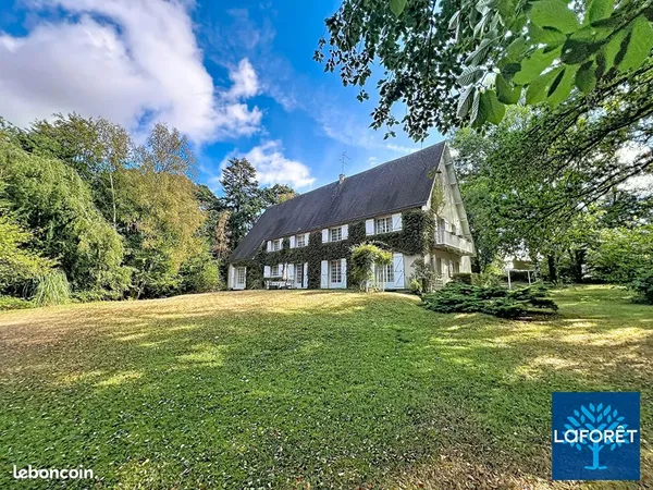 Propriété 11 pièces 350 m²