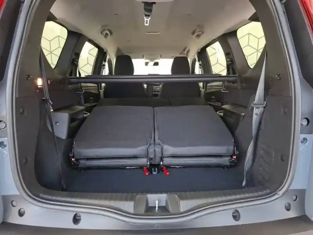 Dacia Jogger eco-g 100 7 places — photo 17