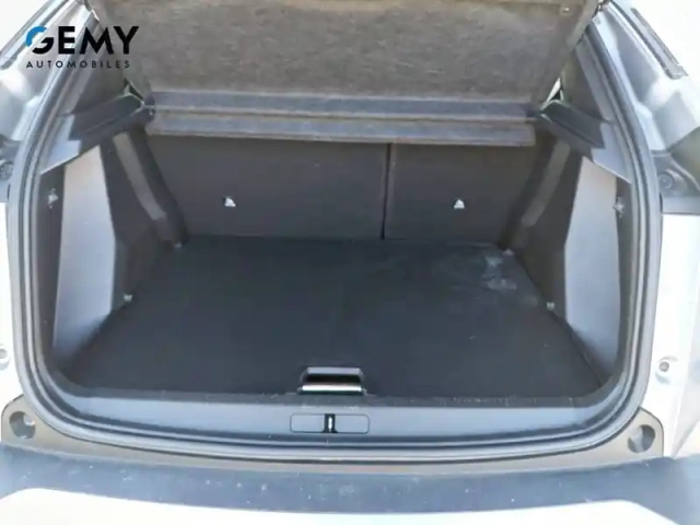 Peugeot 2008 puretech 100 s&amp;s bvm6 — photo 6